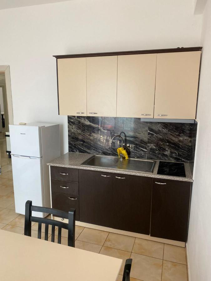 Borsh Apartments Extérieur photo